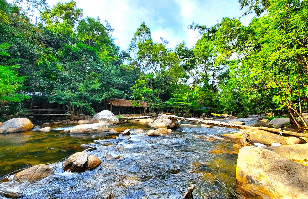 Chrak Leang Waterfall